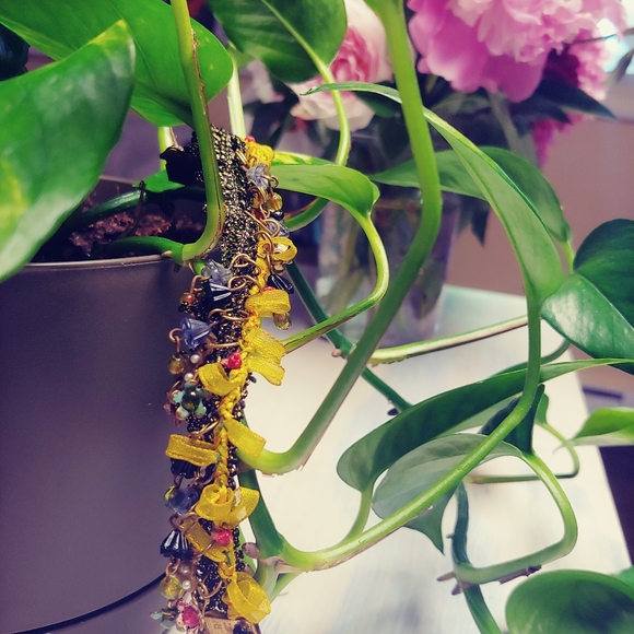 Beaded Bracelet - Picture 4 of 6